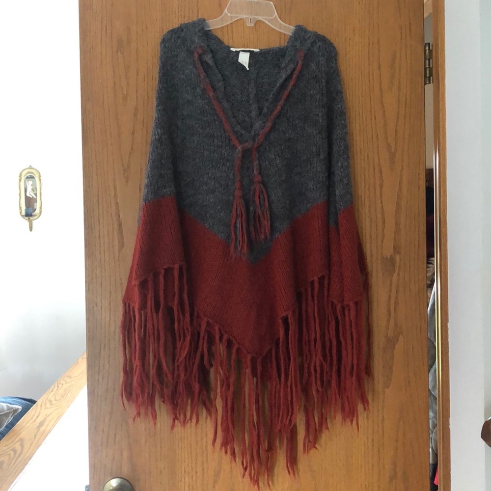 H&M hooded poncho OS
